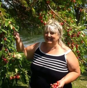 Meet your Posher, Tina